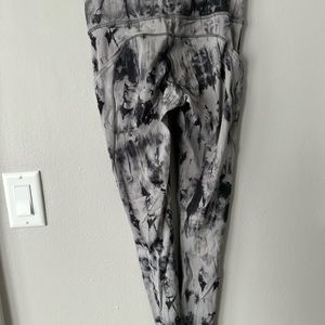 Fast and free lululemon legging